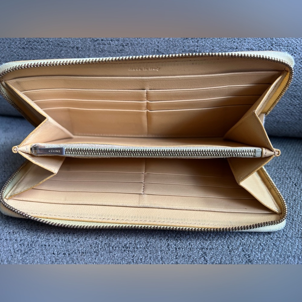 Celine Two-Tone Leather Zipper Wallet - Picture 5 of 12